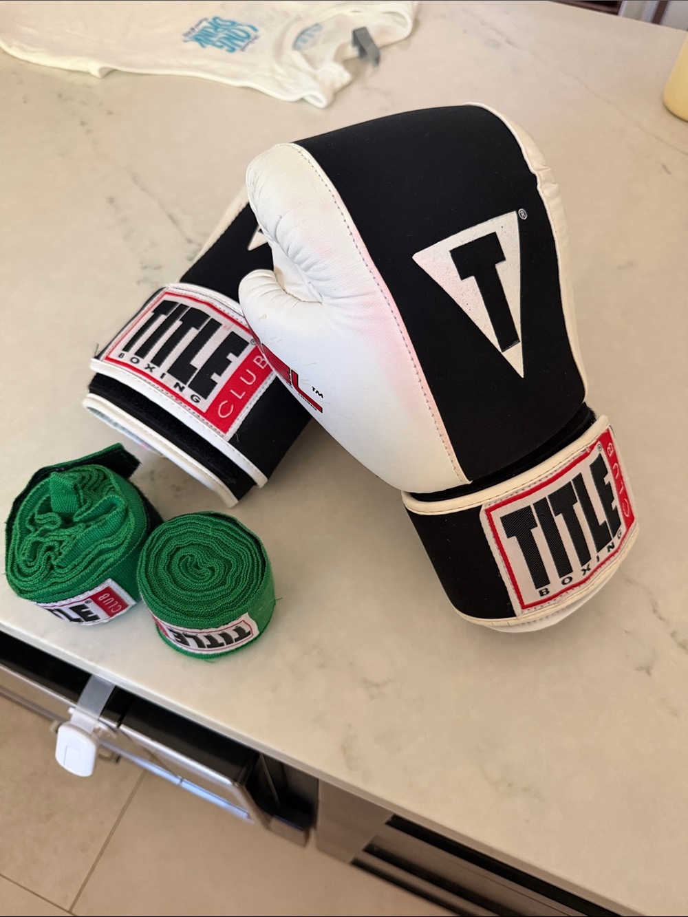 Title boxing club - Boxing Gloves & green Wraps - Black and White